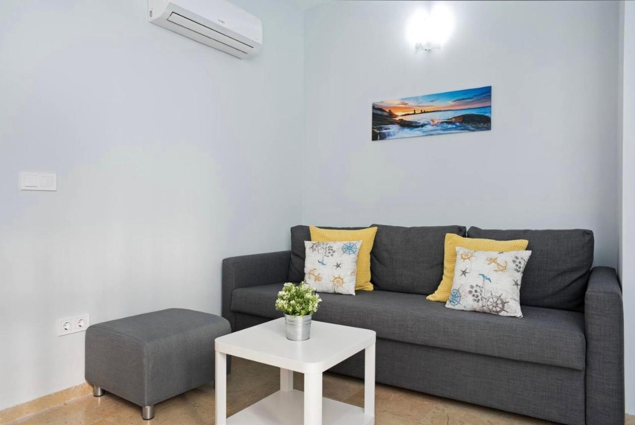 Malagueta Beach House مالقة المظهر الخارجي الصورة